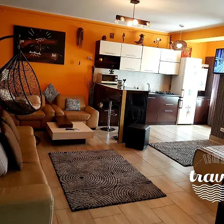Yvo Lioness & Mamaia Nord Năvodari