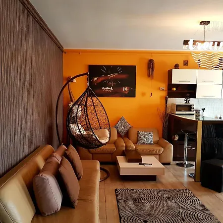 Apartamento Yvo Lioness & Mamaia Nord Năvodari