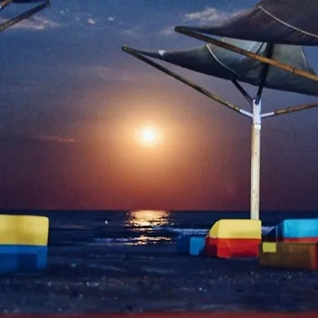 Apartamento Yvo Lioness & Mamaia Nord