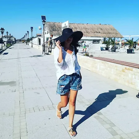 Apartamento Yvo Lioness & Mamaia Nord Năvodari