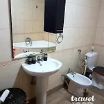 Apartment Yvo Lioness & Mamaia Nord *