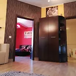Yvo Lioness & Mamaia Nord Apartment *