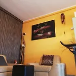 Apartment Yvo Lioness & Mamaia Nord