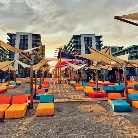 Yvo Lioness & Mamaia Nord * Năvodari