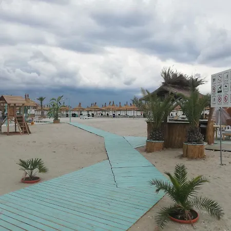 Yvo Lioness & Mamaia Nord Năvodari