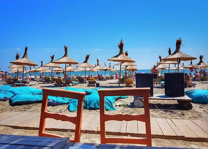 Yvo Lioness & Mamaia Nord Daire *